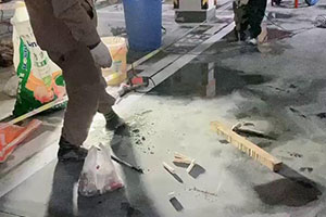 西双版纳地下车库堵漏施工视频